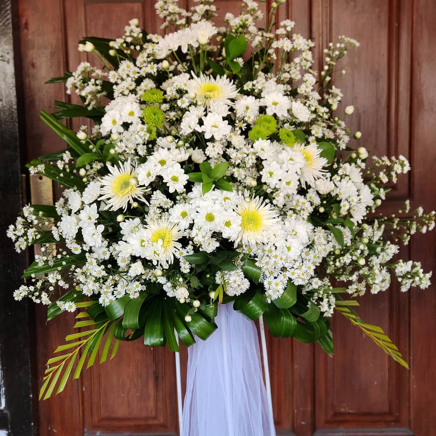 Standing Flower Duka Cita Putih Elegan – Medium - Gambar 2