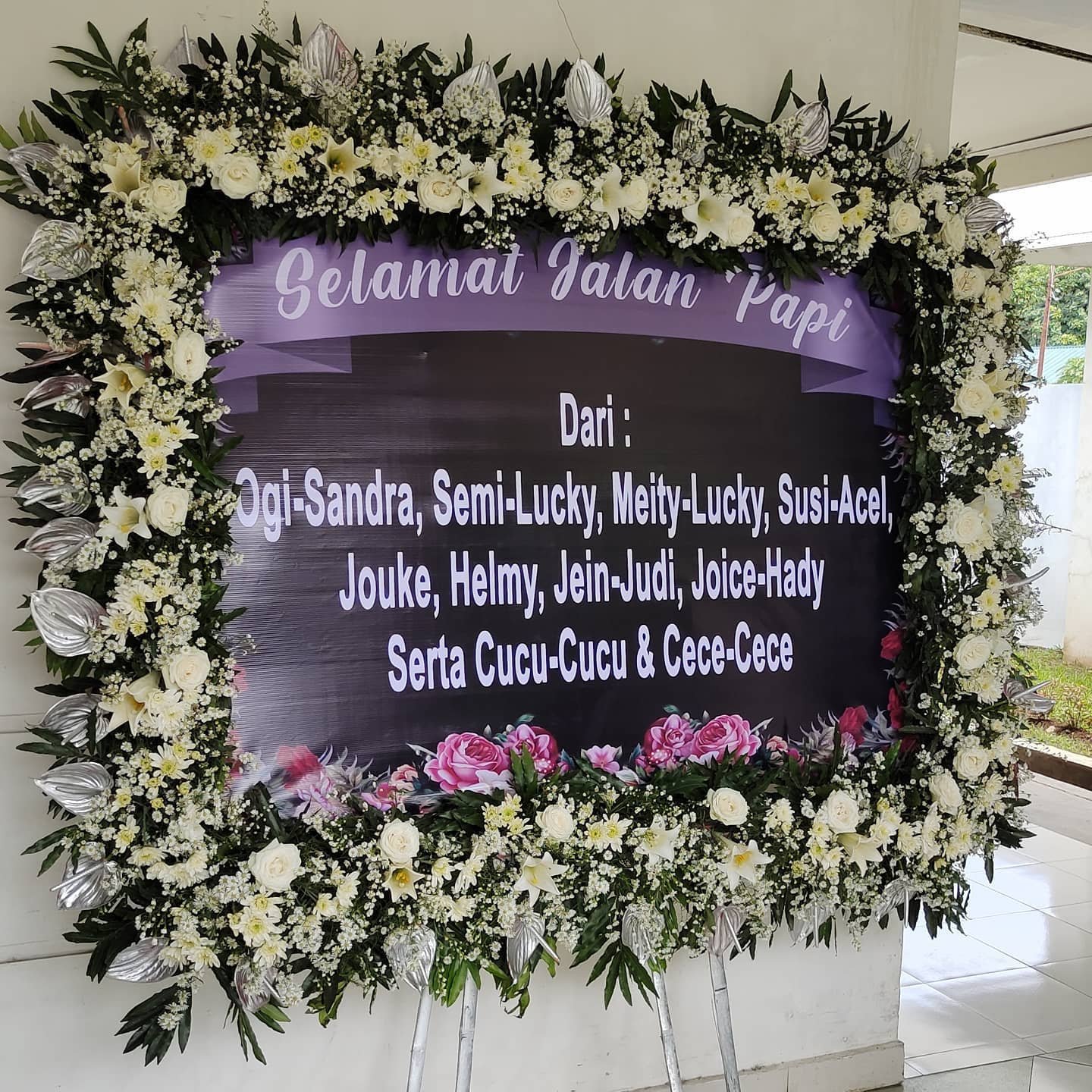 Bunga Papan Duka Cita Full Flower Frame – Premium